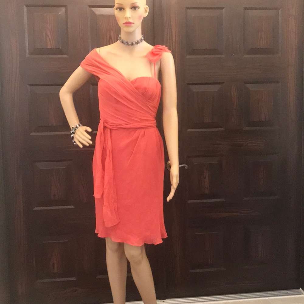 Vera wang dress size 6 New without tag